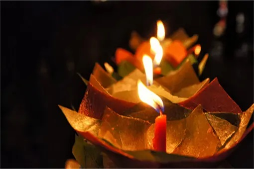 HVEM tænker du på I DAG?